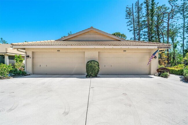 7183 Wood Creek Dr in Sarasota, FL - Building Photo - Building Photo