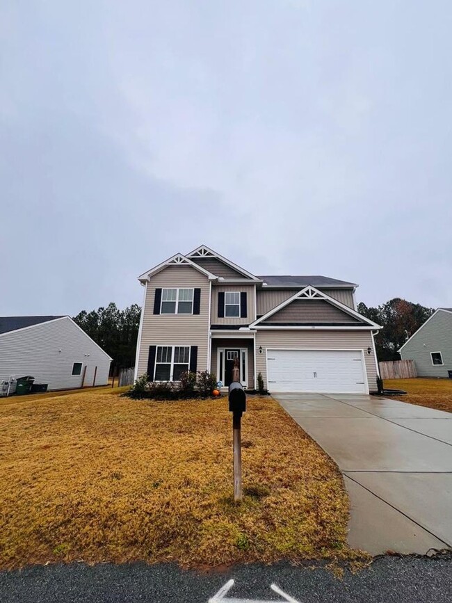 110 Claussen Dr in Greenwood, SC - Building Photo - Building Photo