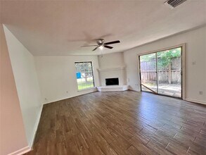 947 Sierra Shadows Dr in Katy, TX - Building Photo - Building Photo