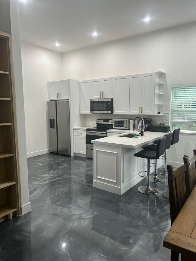 property at 5527 Michlar Dr