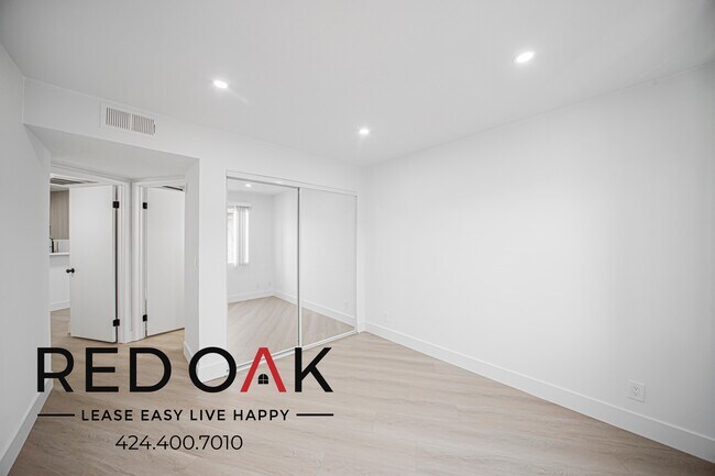 2724 Abbot Kinney Blvd in Los Angeles, CA - Building Photo - Building Photo