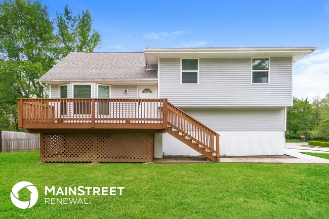 property at 7351 N Mulberry Dr