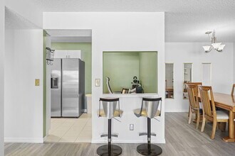 2025 SW Silver Pine Way in Palm City, FL - Building Photo - Building Photo