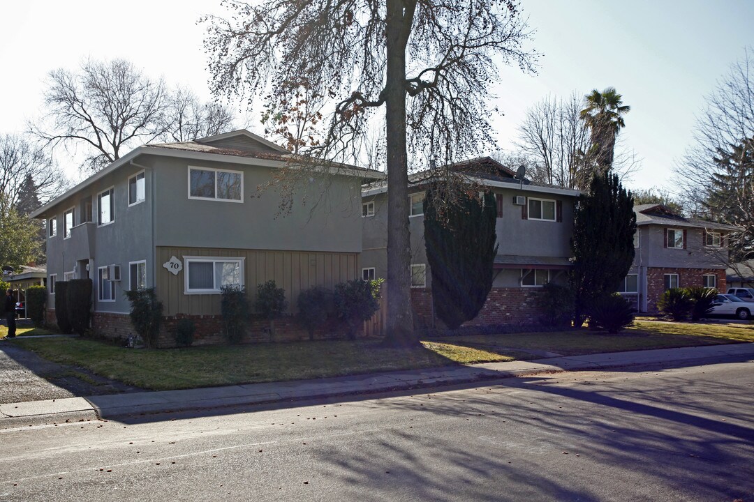 Palm Court Apartments in Sacramento, CA - Foto de edificio