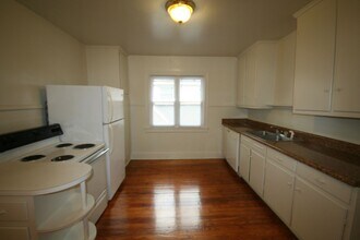 1404 W Chapel Hill St in Durham, NC - Building Photo - Building Photo