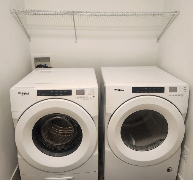 320 N Woodruff Ave in Idaho Falls, ID - Foto de edificio - Building Photo