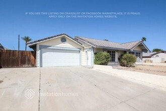 5704 W Villa Theresa Dr in Glendale, AZ - Foto de edificio - Building Photo