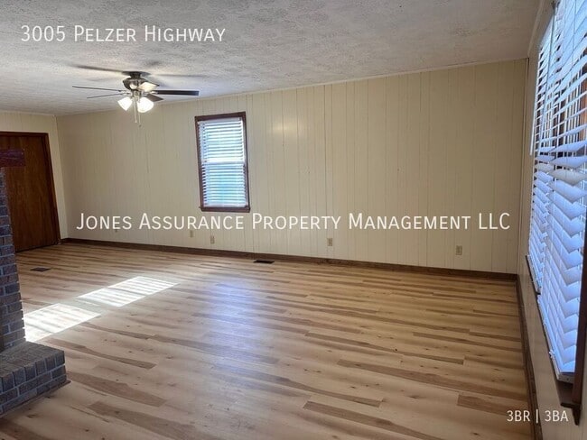 3005 Pelzer Hwy in Easley, SC - Building Photo - Building Photo