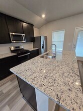 5100 Stockton Ln in Austin, TX - Building Photo - Building Photo