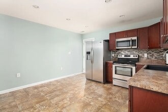 138 Nathan Hale Dr in Georgetown, KY - Building Photo - Building Photo