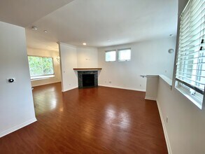 1827 16th St in Santa Monica, CA - Building Photo - Building Photo