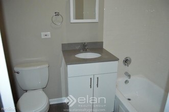 3433 N Elaine Pl-Unit -Apt 3RD in Chicago, IL - Building Photo - Building Photo