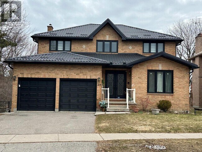 20 Harold St in Whitby, ON - Building Photo - Building Photo