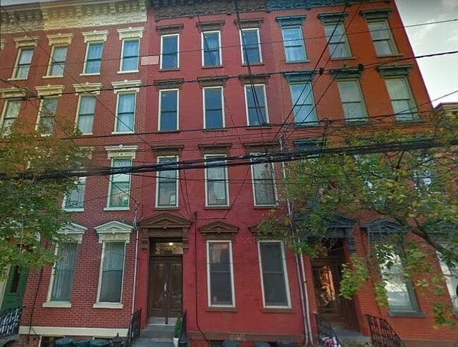 property at 253 5th St