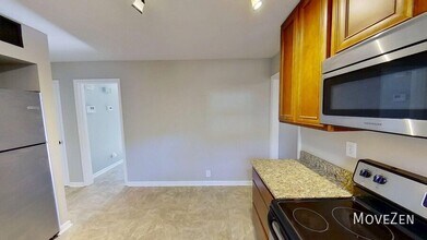 6017 Whittier Dr in Raleigh, NC - Building Photo - Building Photo