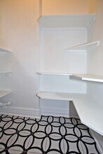 Leslieville- Entire House 3 Bedroom/1 Bath in Toronto, ON - Building Photo - Building Photo