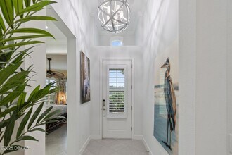 1046 Sea Shell Ct in Daytona Beach, FL - Foto de edificio - Building Photo