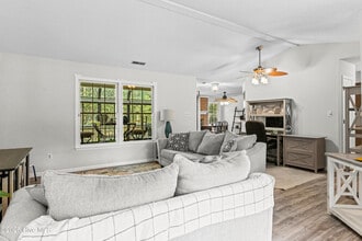 439 Candlewood Dr in Jacksonville, NC - Building Photo - Building Photo