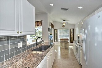 10018 Oakhurst Way in Ft. Myers, FL - Building Photo - Building Photo