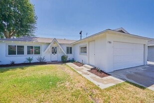 786 Glenshaw Dr in La Puente, CA - Building Photo