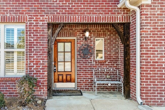 1001 Springfield Dr in Chelsea, AL - Building Photo - Building Photo