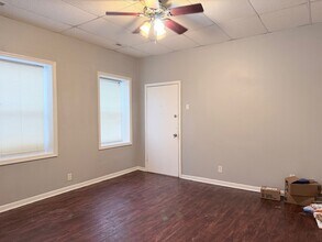 3300 S Ashland Ave in Chicago, IL - Building Photo - Building Photo