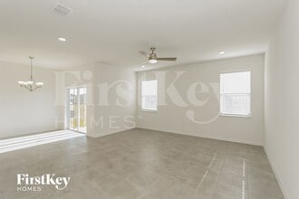 531 Crown Rose Dr in Bartow, FL - Building Photo - Building Photo