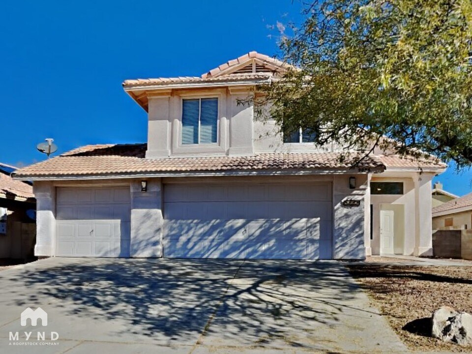 9056 N Wild Eagle Ave in Tucson, AZ - Building Photo