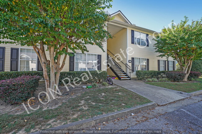 703 Stonehaven Cir in Cartersville, GA - Foto de edificio - Building Photo