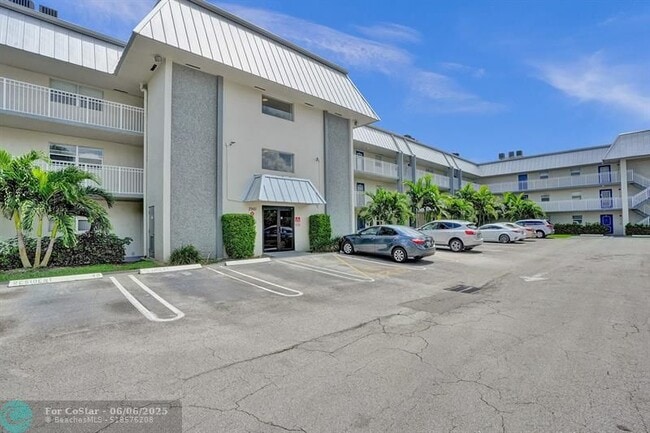 property at 3000 Riverside Dr