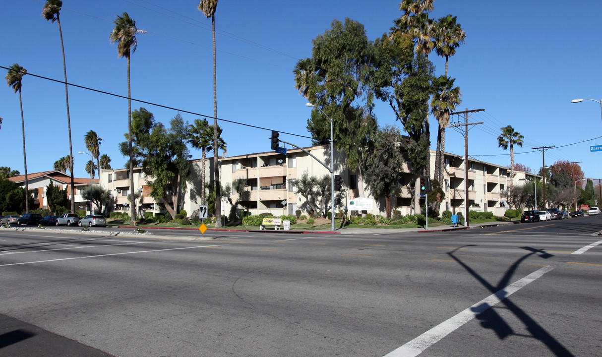 Wood Creek Apartments in Winnetka, CA - Building Photo