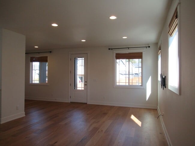 18956 132nd St E in Bonney Lake, WA - Building Photo - Building Photo