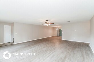 2932 Olson Ln N in Jacksonville, FL - Building Photo - Building Photo