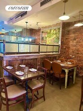 802 9th Ave in New York, NY - Foto de edificio - Building Photo