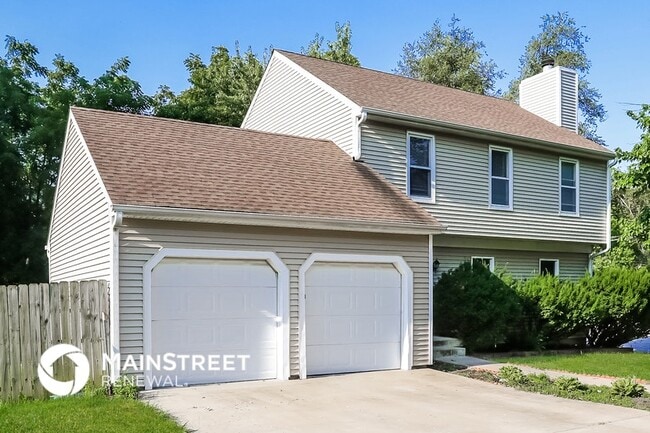 11847 W 99th Terrace in Overland Park, KS - Foto de edificio - Building Photo