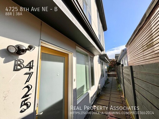 property at 4725 8th Ave NE