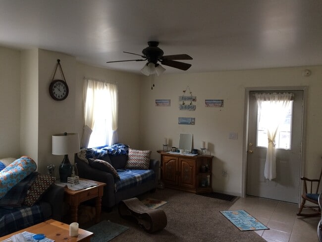 property at 326 N Vine St