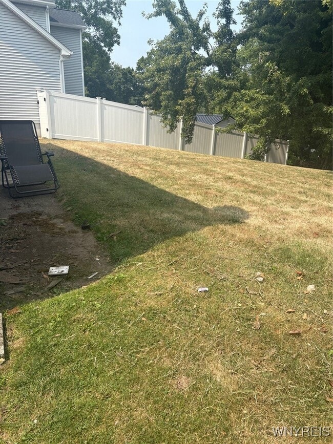 property at 482 Ridge St