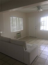 1718 Thomas St-Unit -1 in Hollywood, FL - Building Photo - Building Photo