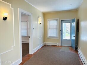 213 Park Pl Ave-Unit -Apt. 1 in Bradley Beach, NJ - Building Photo - Building Photo