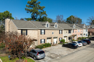 The Townhomes at Pinehollow in Conroe, TX - Building Photo - Primary Photo