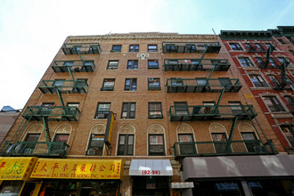 92-98 Elizabeth St in New York, NY - Building Photo - Building Photo