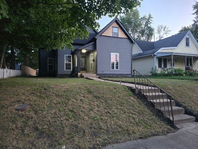 817 W 5th St in Anderson, IN - Building Photo - Building Photo