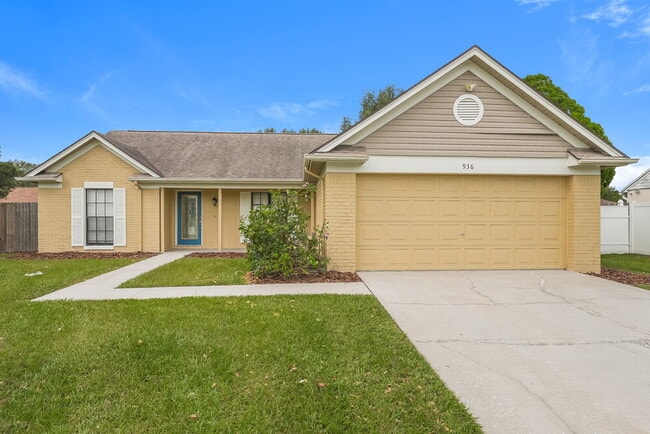 property at 936 Sunridge Point Dr