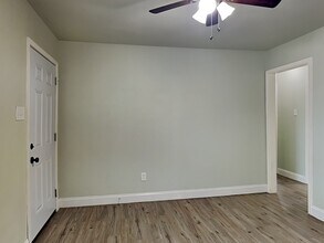 1330 Marfa Ave in Dallas, TX - Building Photo - Building Photo