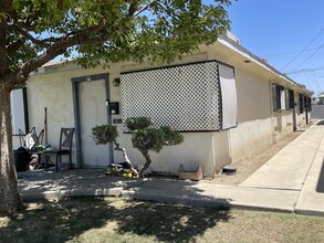 1006 H St in Bakersfield, CA - Building Photo - Building Photo