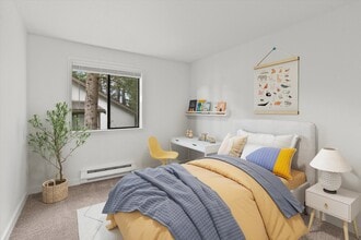 Cedardale in Federal Way, WA - Building Photo - Building Photo