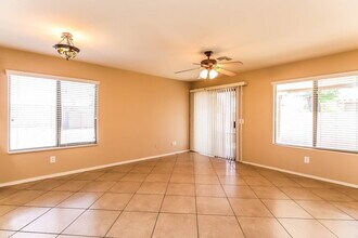 10653 W Poinsettia Dr in Avondale, AZ - Building Photo - Building Photo