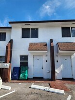 401 SW 109th Ave in Miami, FL - Building Photo