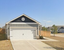 15430 Maple Ter Dr in Conroe, TX - Building Photo
